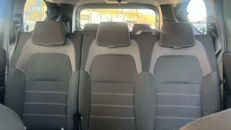 Dacia Jogger 1.0 TCe Extreme SE 5dr Petrol Estate